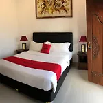 Reddoorz Plus Near Dreamland Beach