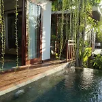 Aqua Octaviana Bali Villa