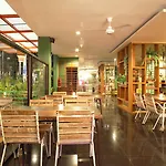 Spazzio Bali Hotel