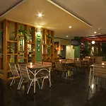Spazzio Bali Hotel