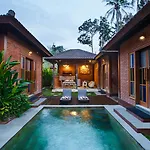 Ubud Raya Villa