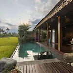 Airsania Ubud Antique Villas