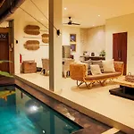 Aroha Boutique Villas
