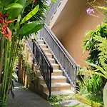 Mancur Guesthouse