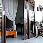 Manis Homestay