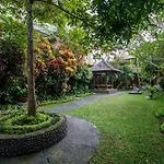Villa Sujati