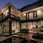 Seminyak Sky-Villa 3- 8 Bedroom Brilliant Location Between Beach To Shopping