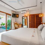 Frangipani Villa Kuning At Berawa