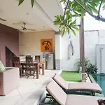 Queen Rose Villa & Spa