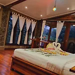 Avalon Ubud Castle & Spa