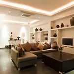 Nunia Boutique Villa