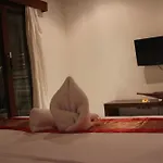Letos Kubu Homestay