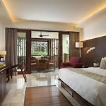 Ubud Village Hotel