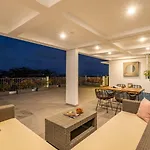 Cove Villa Prana