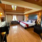 The Tandibayang Hotel & Villas