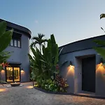 Je Ne Sais Quoi Seminyak