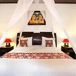 Villa Cantik Tresna