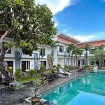 Ozz Hotel Kuta Bali Manage By Ozz Group