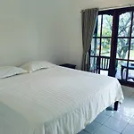 Bayumantra Bungalows