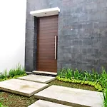 Villa Tentrem Legian