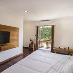 Delu Villas & Suite