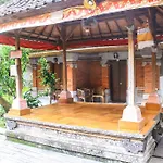 Hotel Puri Tanah Lot