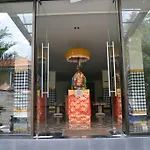 Ivanka Airport Inn