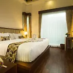 The Astari Villa And Residence