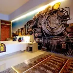Rhadana Hotel