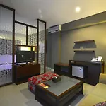 100 Sunset Boutique