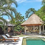 Villa Kubu Seminyak