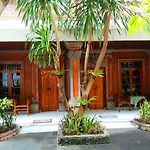 Sayang Maha Mertha Hotel