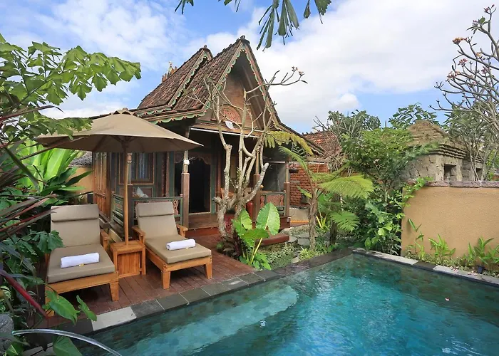 Artist Village By Pramana Watu Kurung