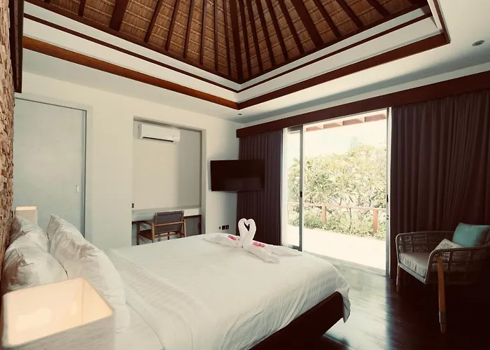 Sunset Palms Beach Villa