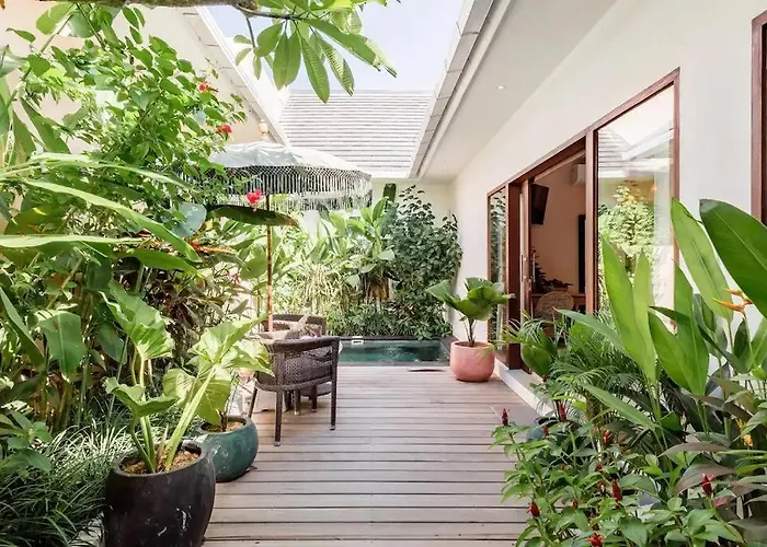 Frangipani Villa Kuning At Berawa
