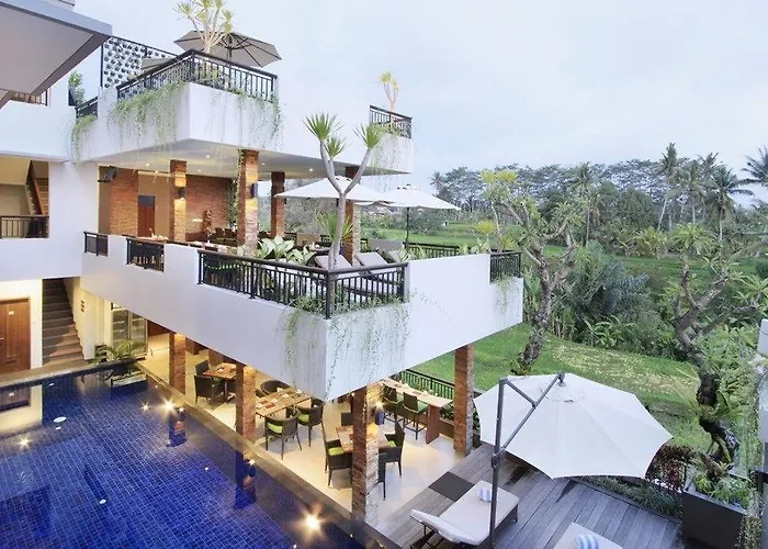Puri Padma Hotel