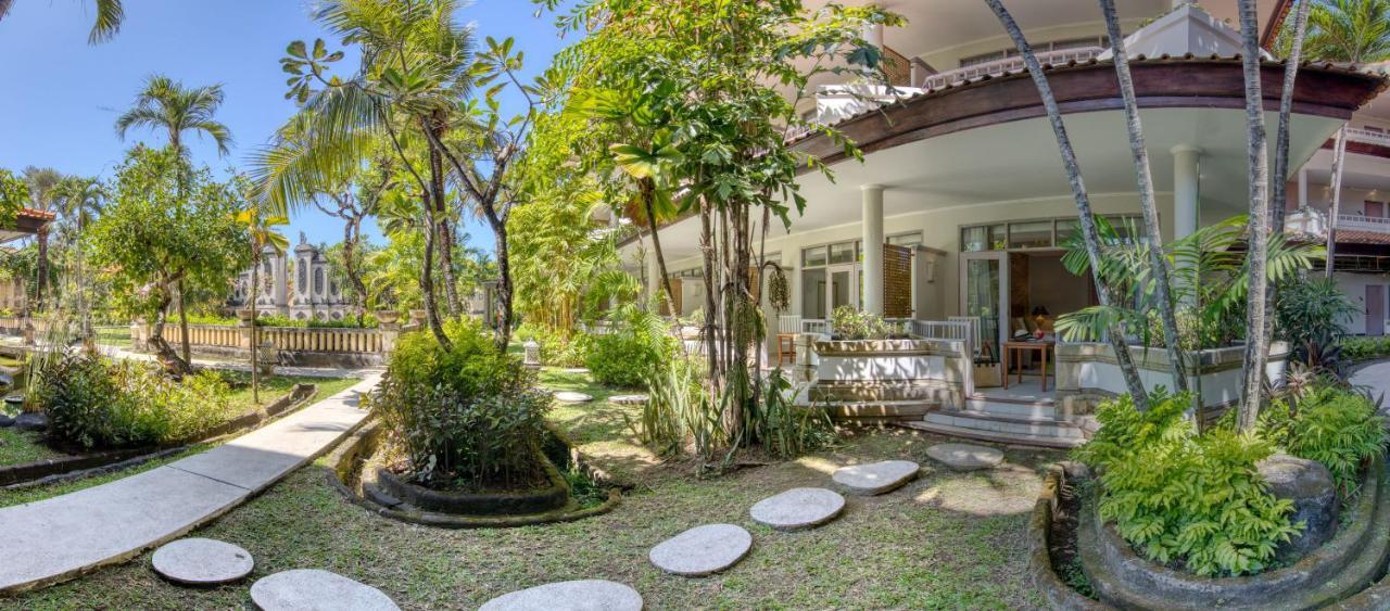 Resort Camakila Tanjung Benoa 4*