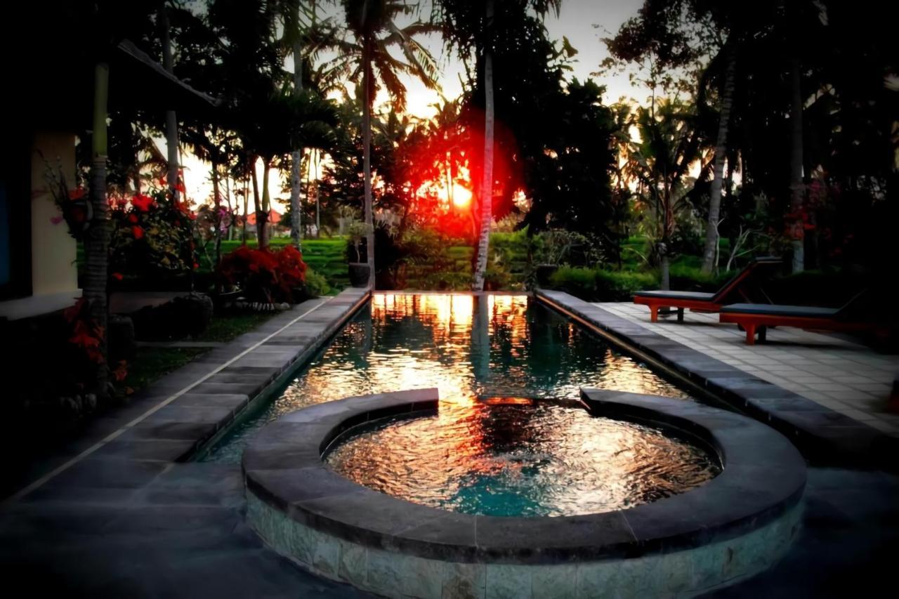 Junjungan Ubud (Bali)