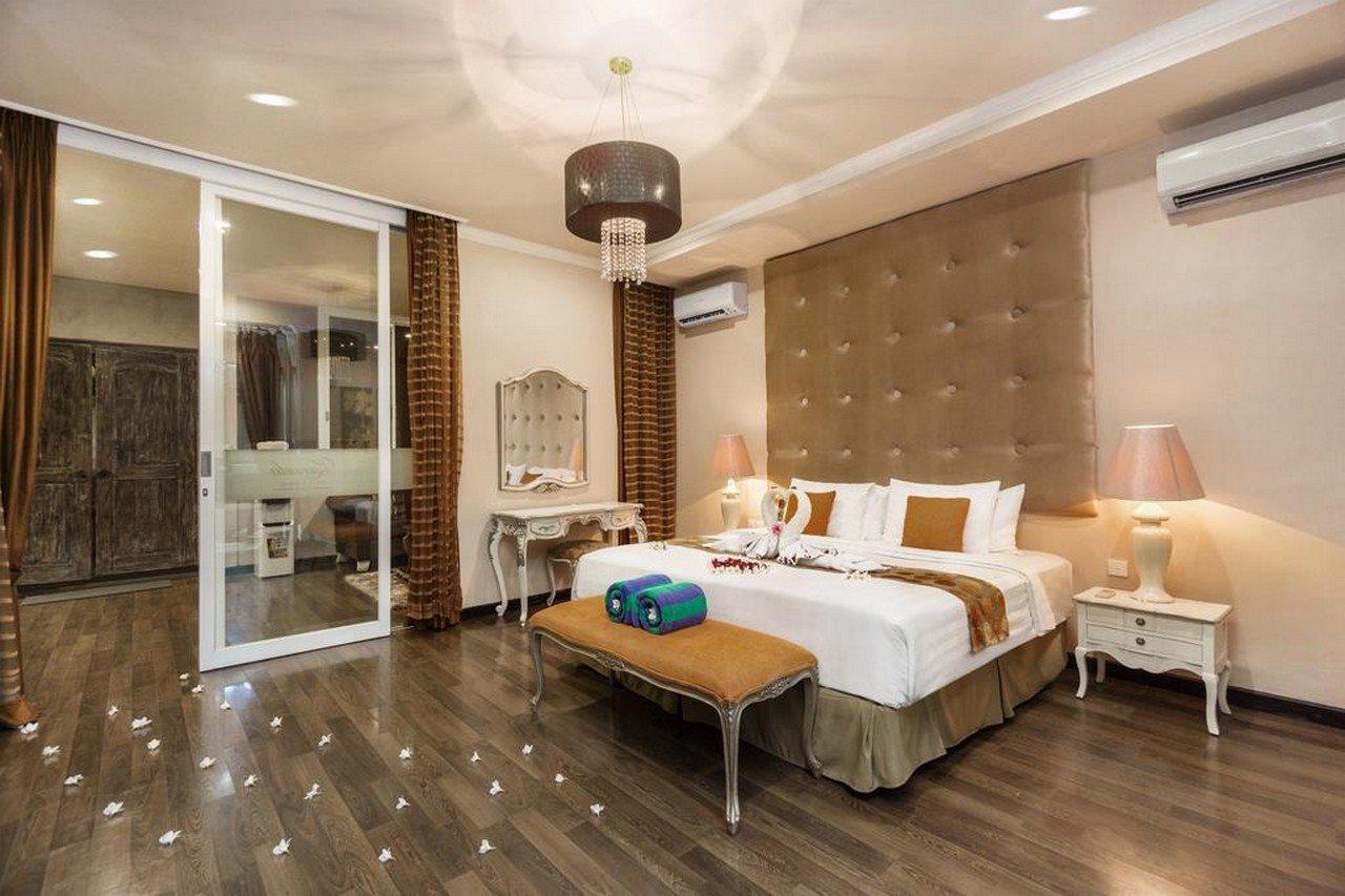 Kamuela * Seminyak (Bali)
