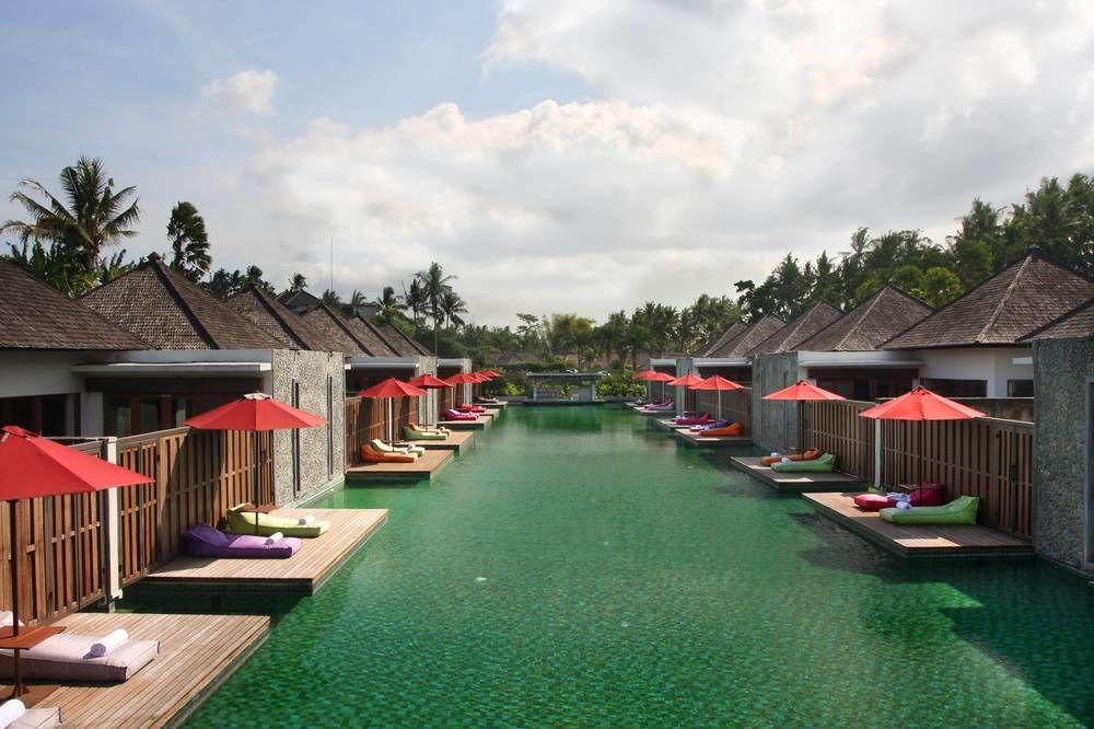 Villa Furamaxclusive & Villas,