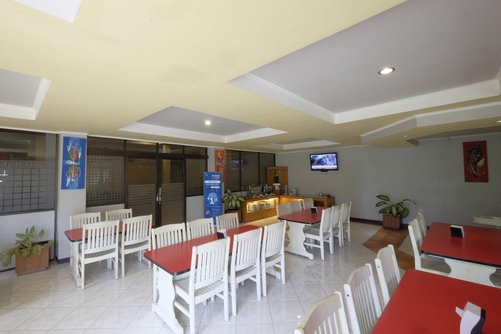 The Yani Bali Hotel Pesanggaran