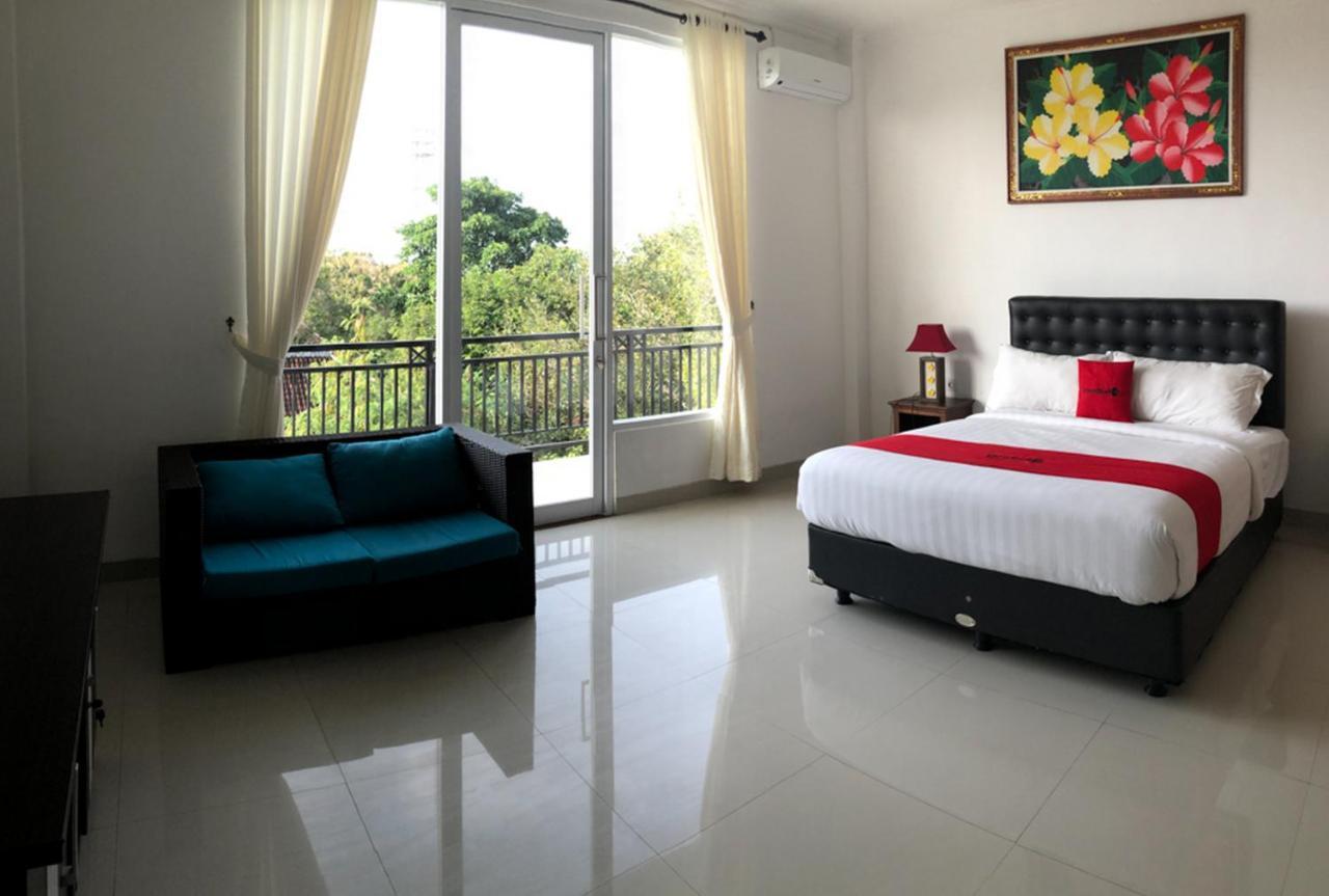 Reddoorz Near Dreamland 2*