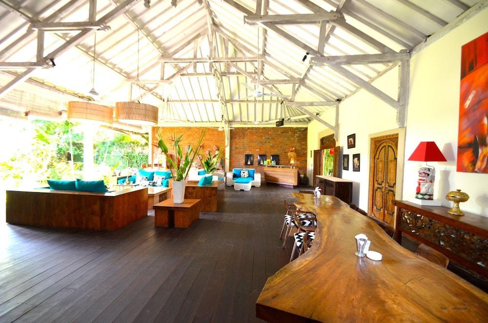 Karisa Boutique 4*