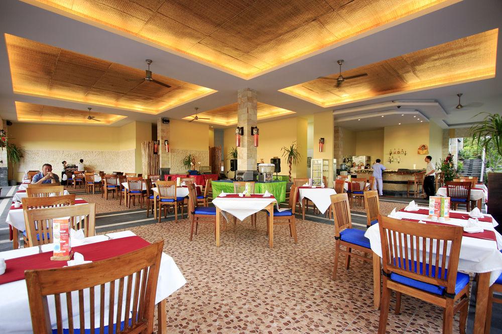 Pelangi Bali & 4*