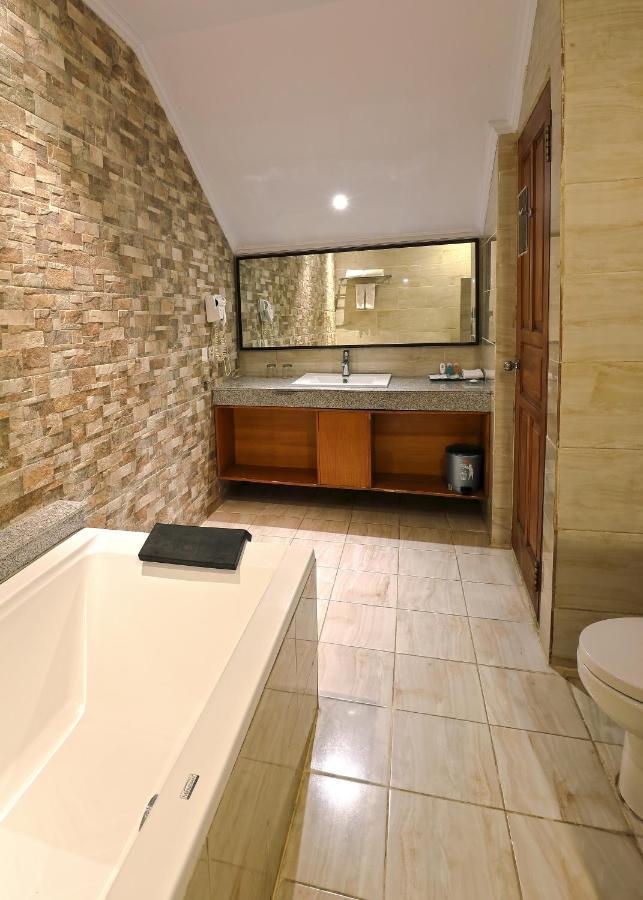 Puri Saron Hotel Seminyak (Bali)