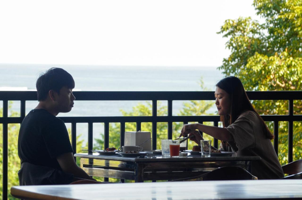 Sulis & Hotel Kuta (Bali)