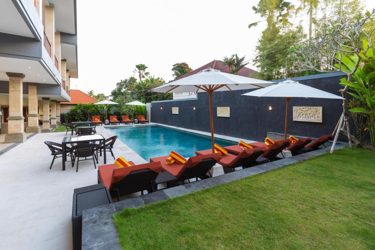 Kubu Petitenget Hotel 3*