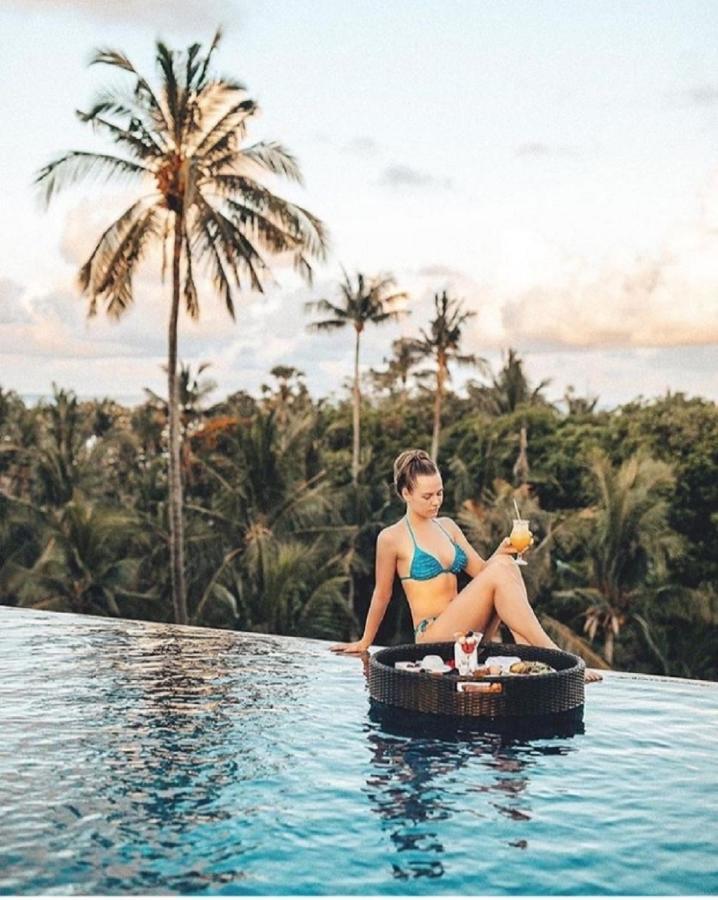 Fox Bali Hotel 4*