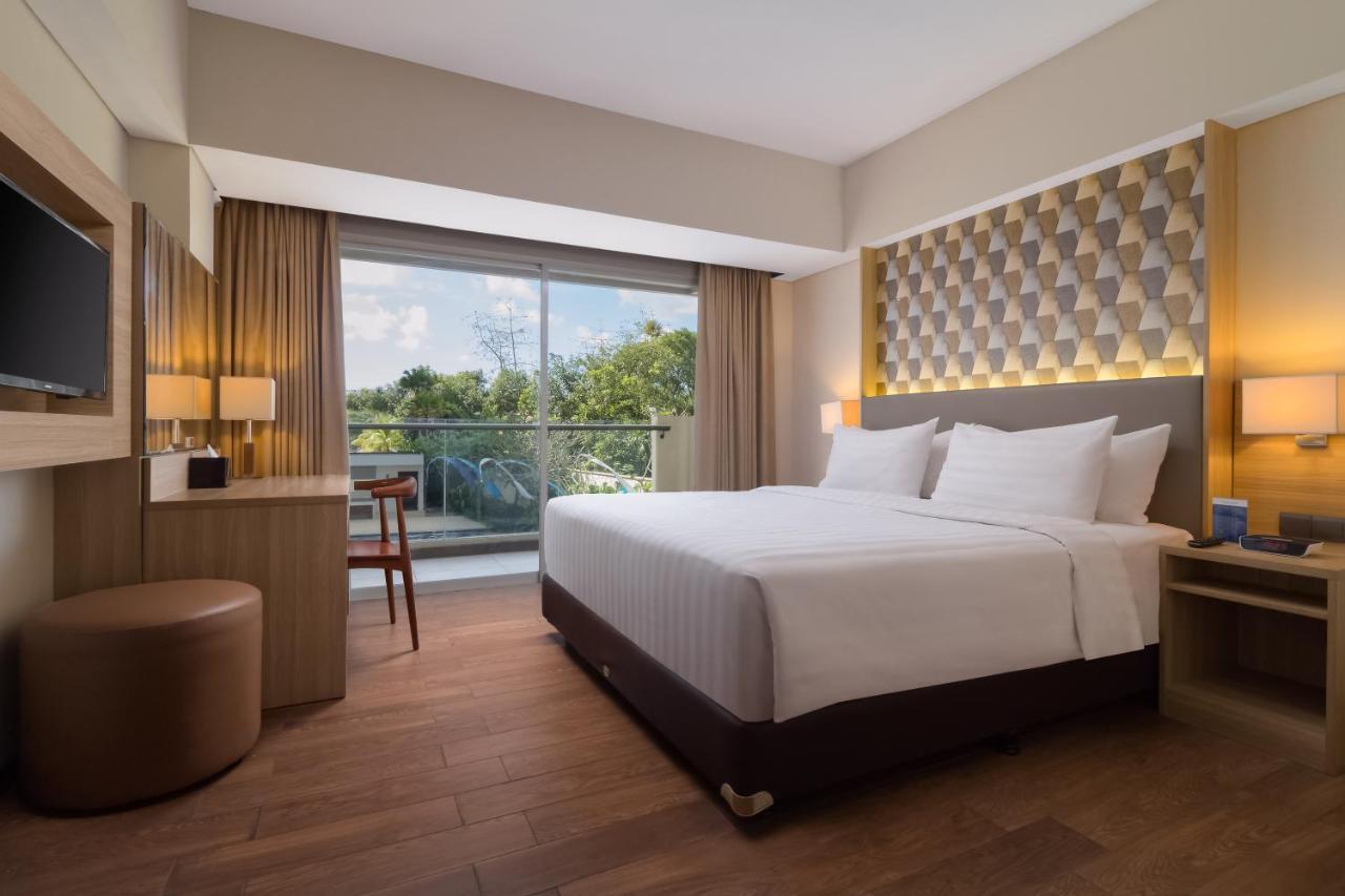 Western Kamala Hotel 4*