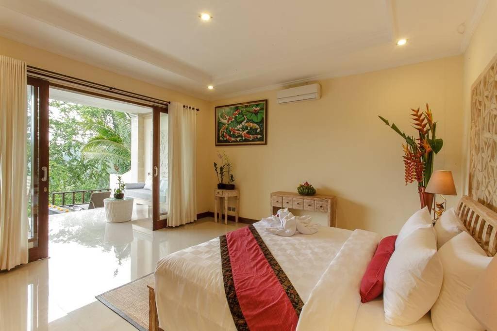 Sayan Terrace 4*